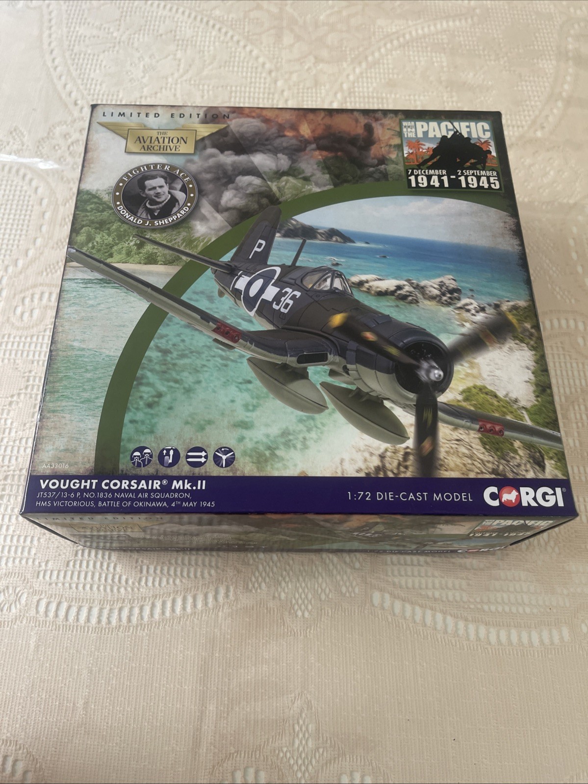 Corgi Vought F4U Corsair 1/72 Scale Diecast Model AA33016