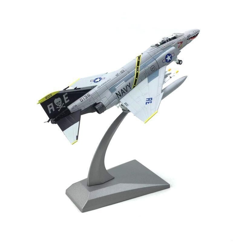 1:100 McDonnell Douglas F-4C Fighter Aircraft Model Diecast Military Collection