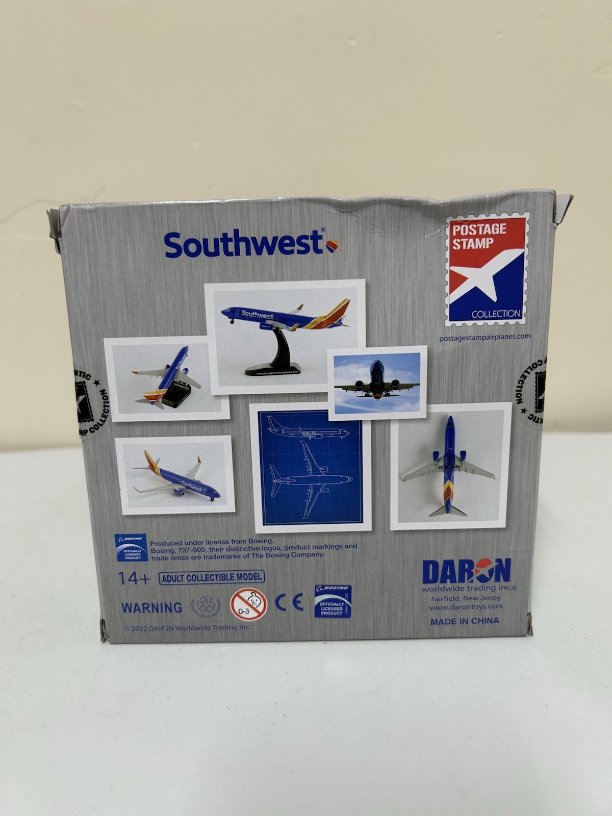 Daron Worldwide Trading PS5815-7 1:300 Southwest Airlines 737-800 Aircraft