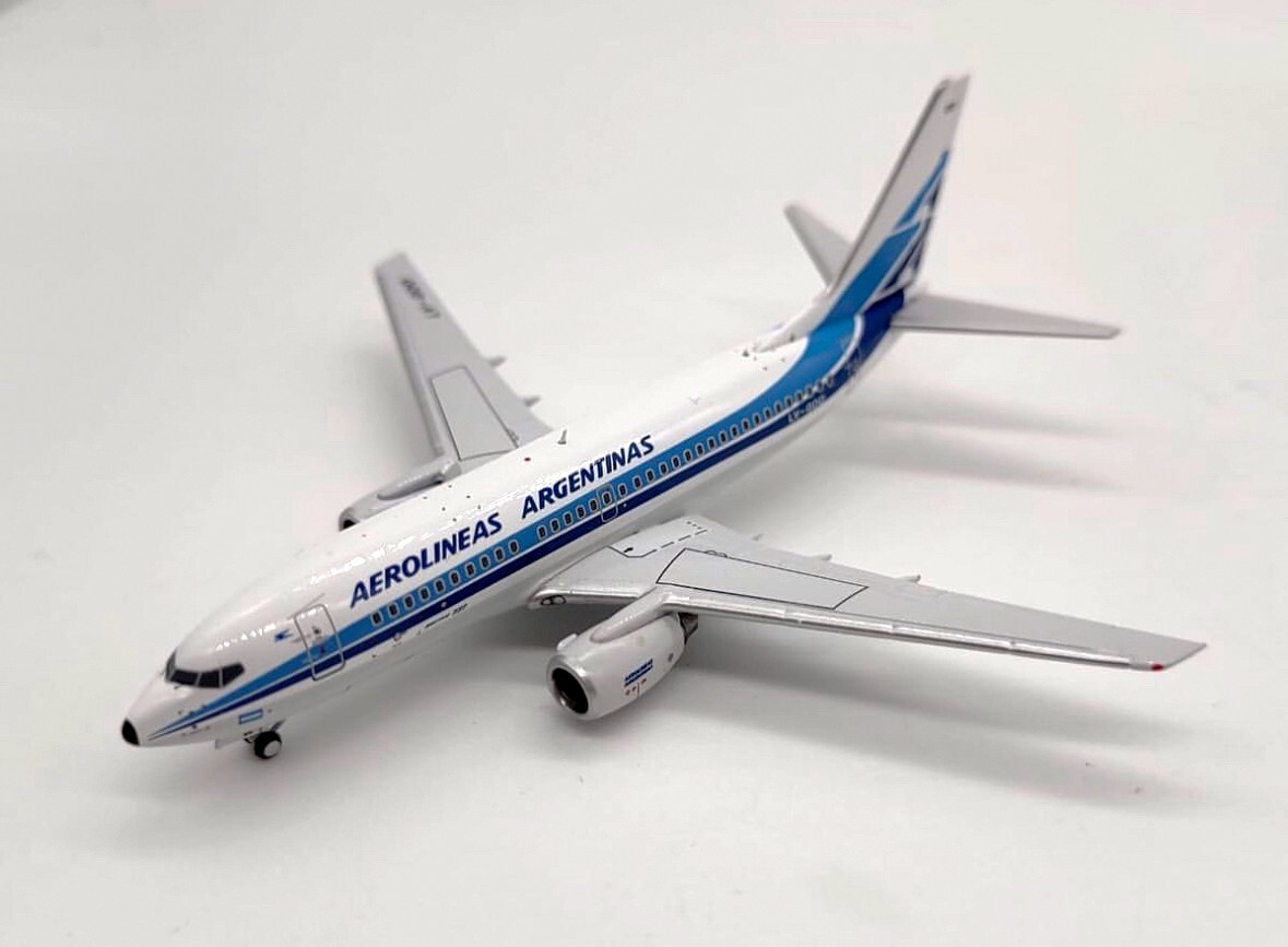 1:400 Panda Models Aerolineas Argentinas B737-700 LV-GOO
