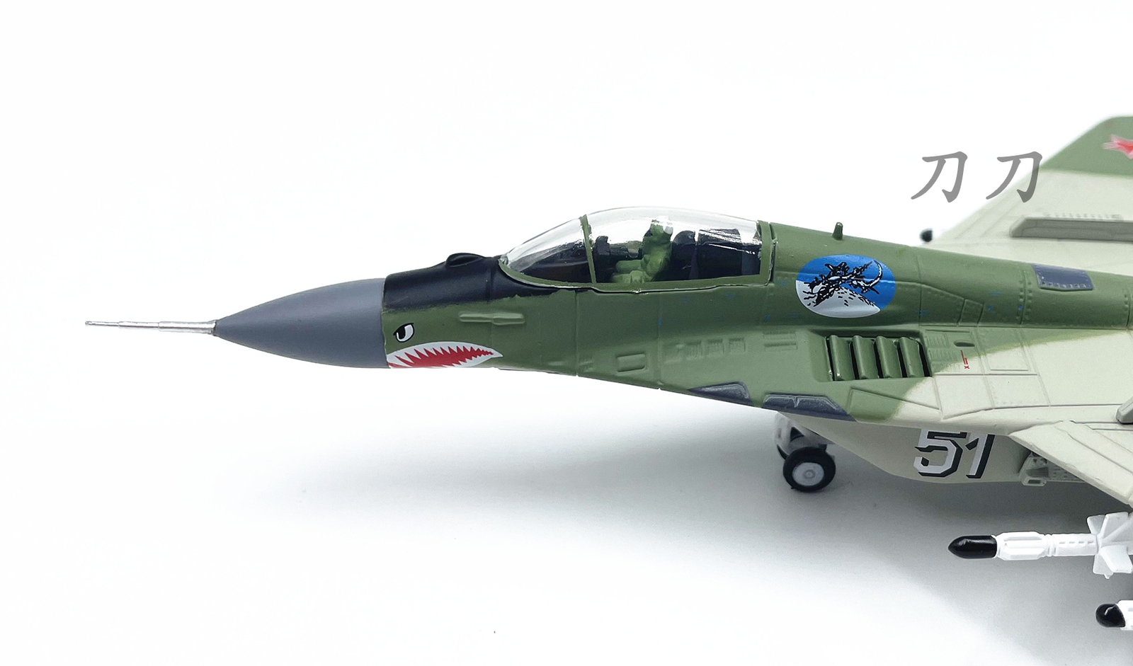 1:100 Russian MIG-29 Fighter Models MIG29 Alloy Aircraft Airplane Collections