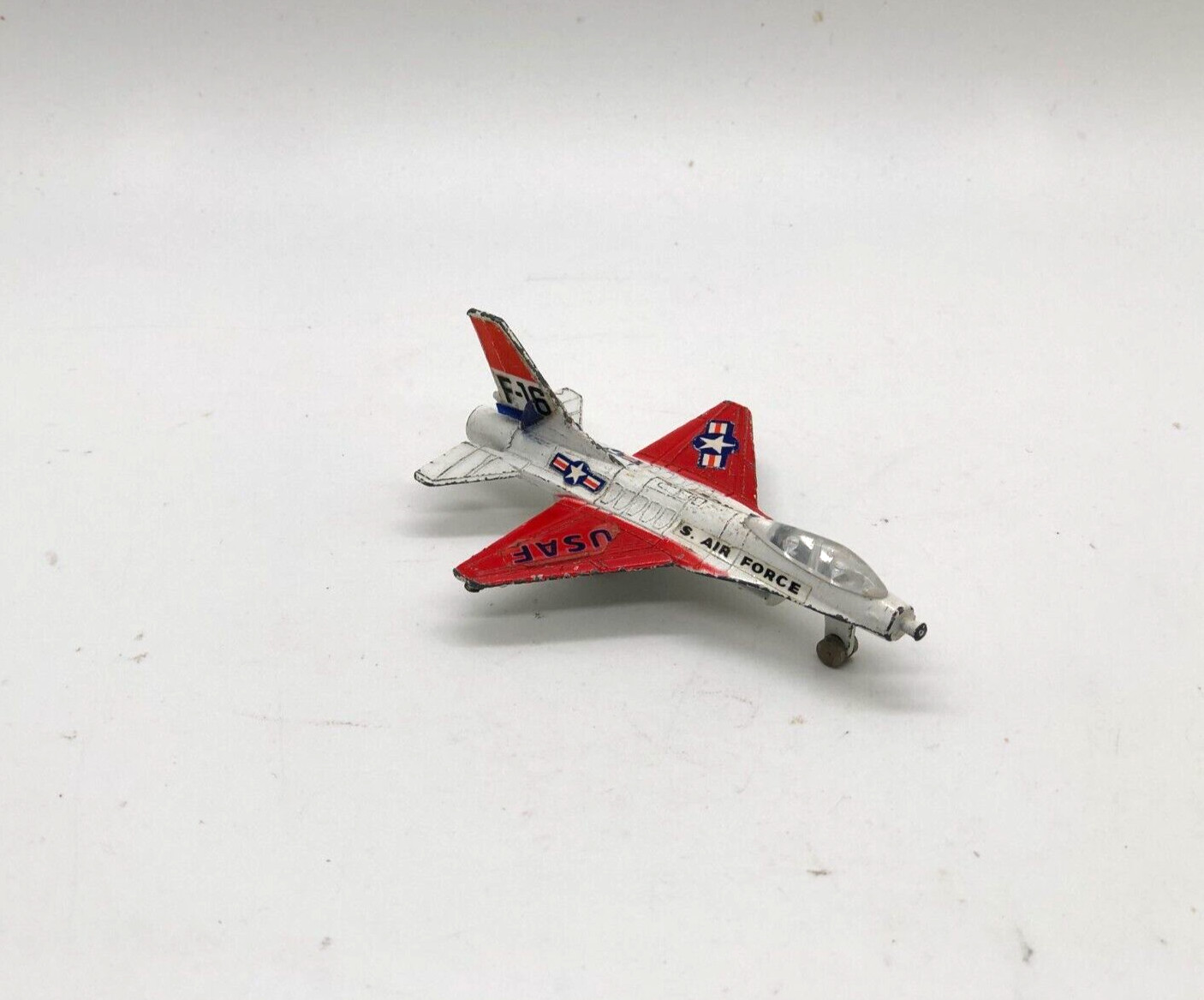 Zee Toys General Dynamics F-16 Fighter Jet No. A144 1:150 Scale