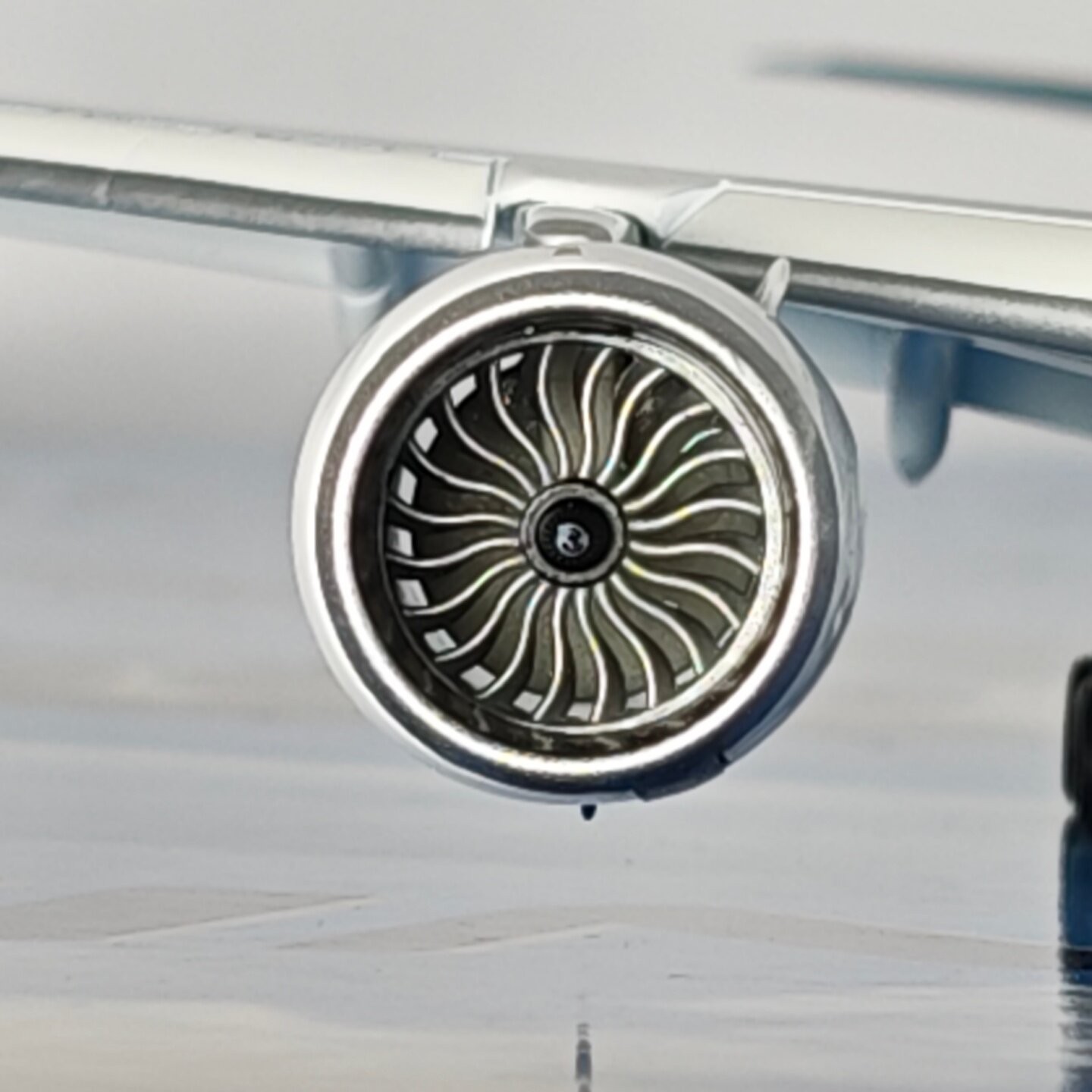 JC Wings 1:200 Finnair A350-900 OH-LWL Flaps Extended Aircraft Model