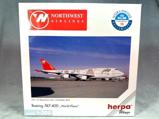 HERPA Wings 1/200 550208 Boeing B747-400 NORTHWEST “World Plane” NIB