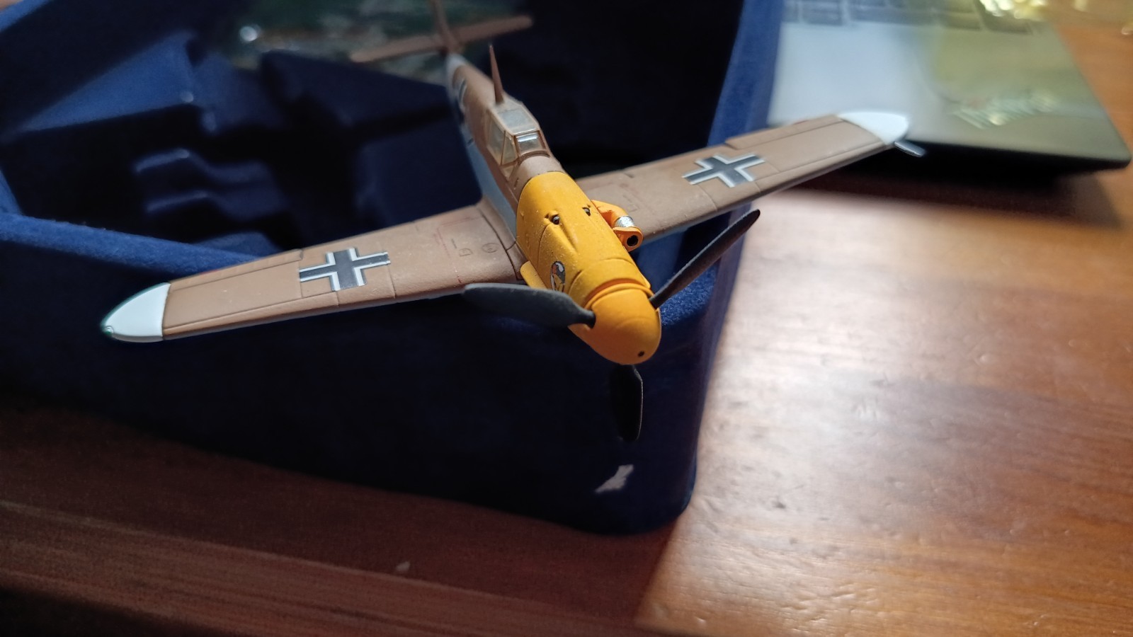 Gemini Aces Messerschmitt Bf-109F-2 Trop. 1./JG27 Hptm. E Neumann GALFT3003