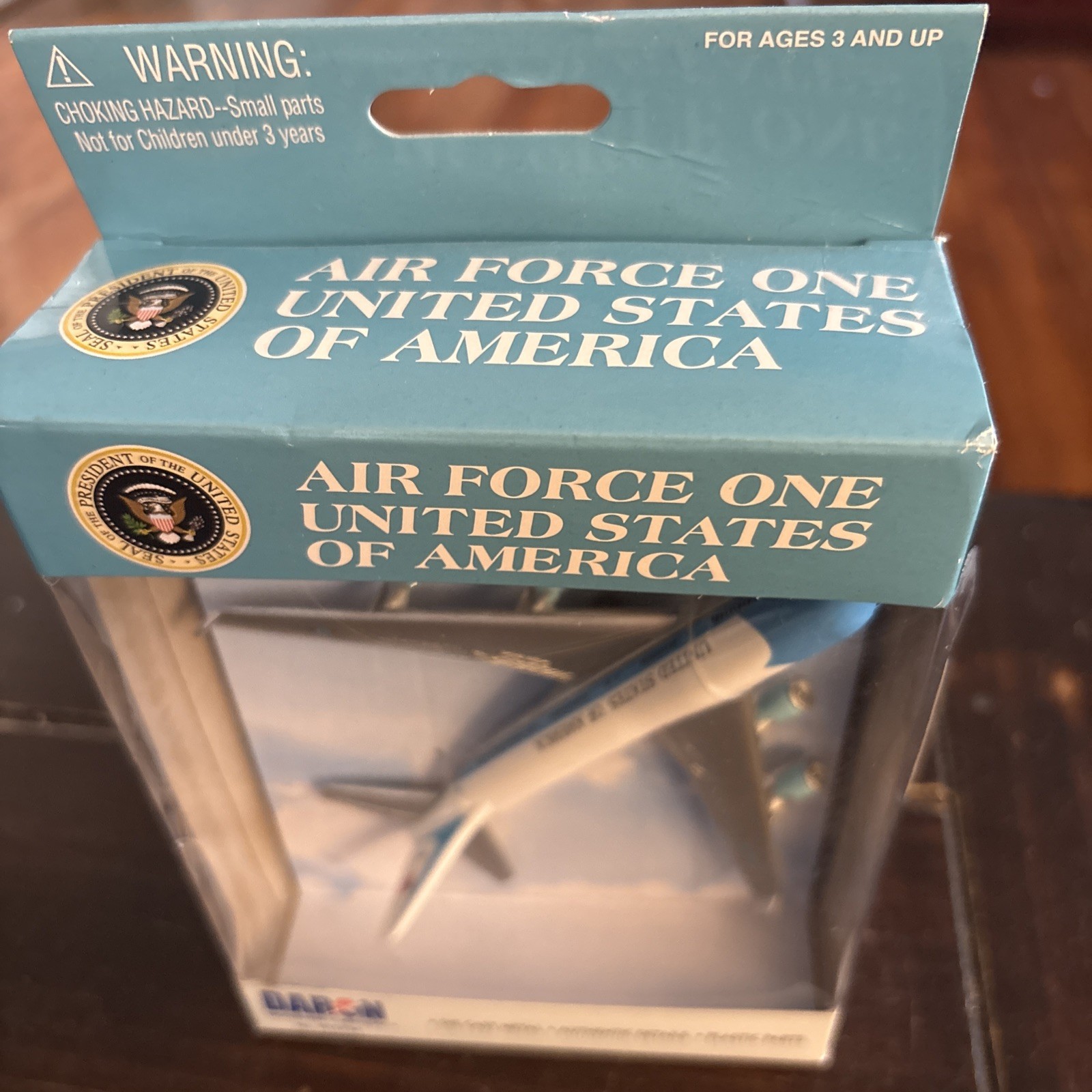 NEW AIR FORCE ONE United States of America Die Cast Metal Plane DARON RT5734 6″