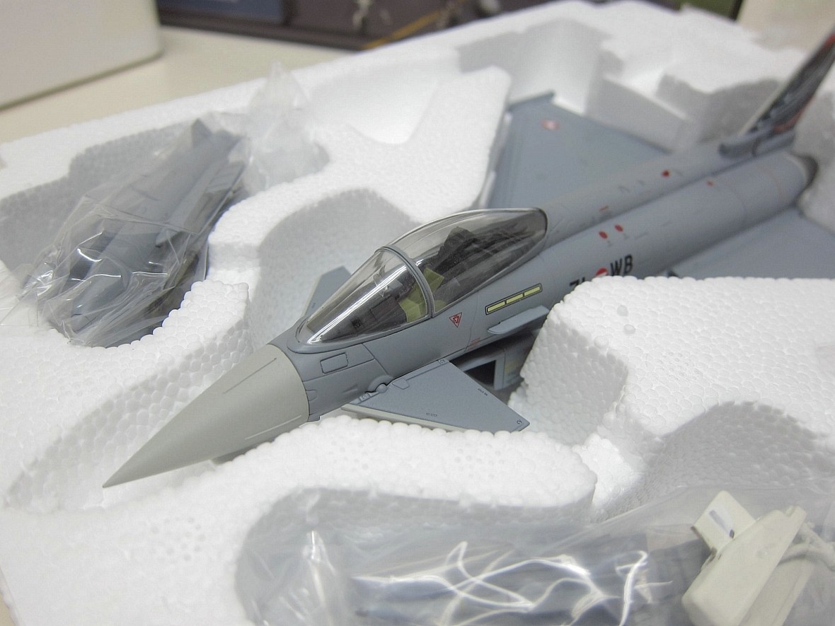 Hobby Master 1/72 Eurofighter Typhoon Austrian Air Force