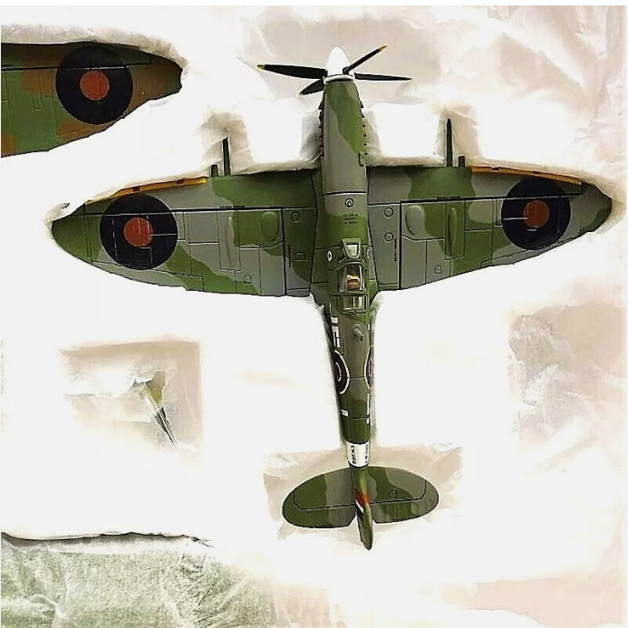 Corgi 1:72 70 Years of the Spitfire Johnnie Johnson’s 3 Spitfire Set No. AA99189