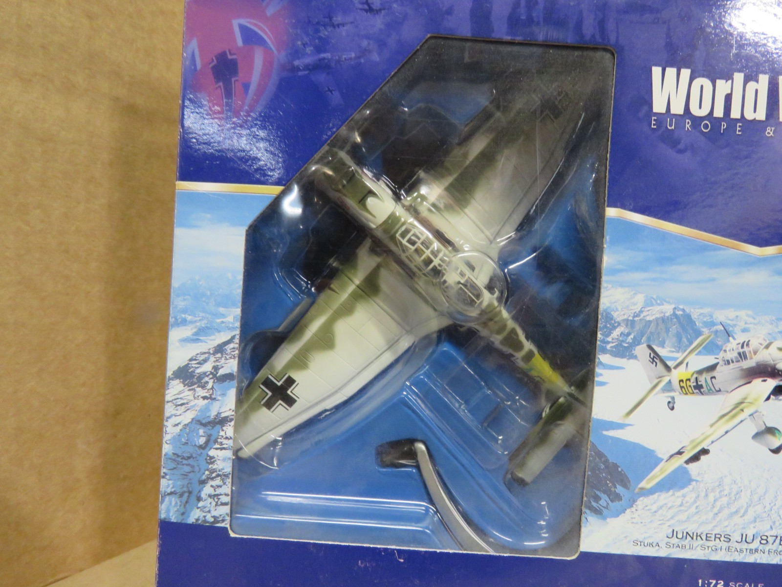 Corgi AA32503 Junkers JU 87B-2 Stuka Stab II/StG1 Eastern Front 1941 1:72