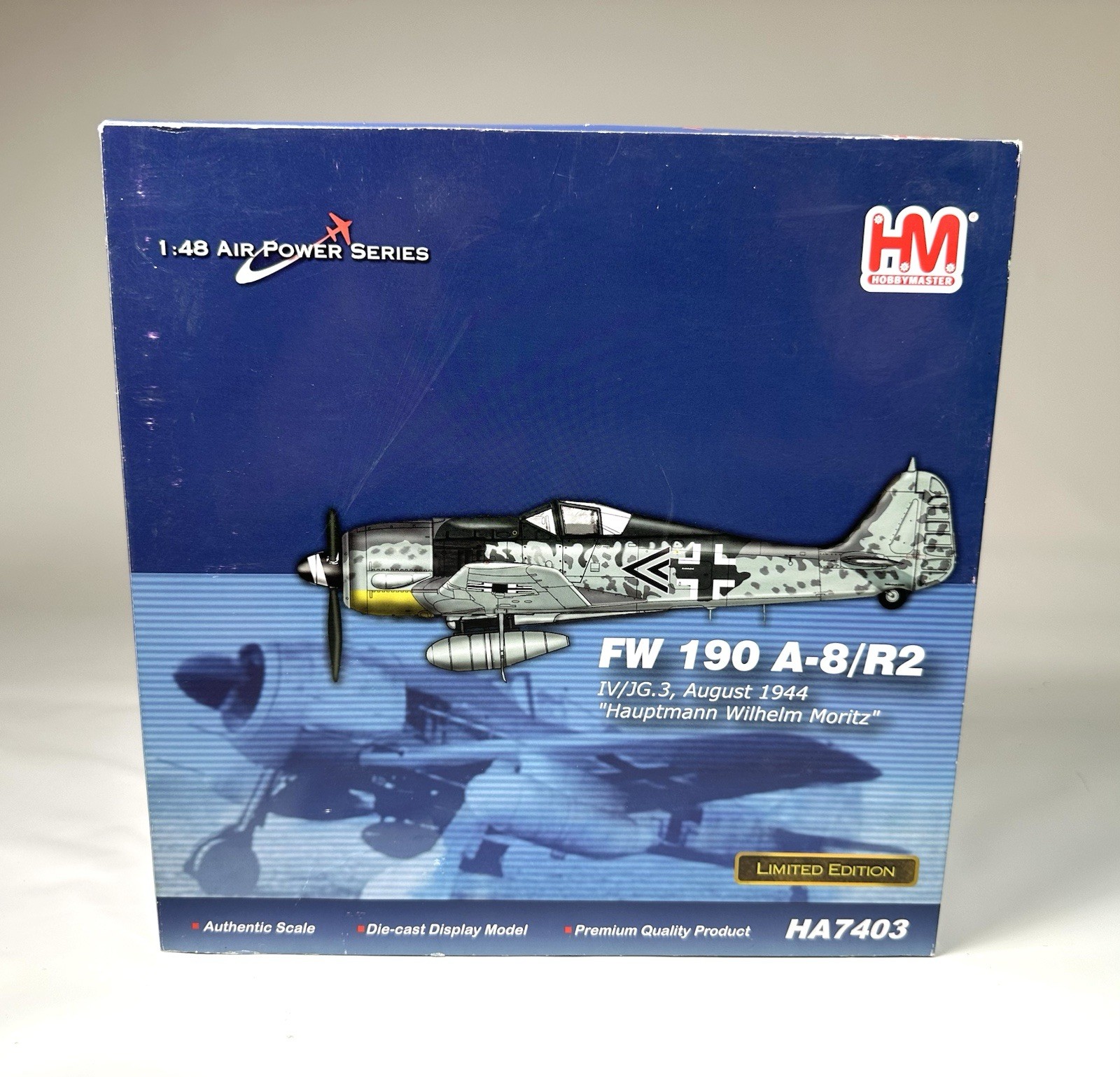 HOBBY MASTER FW190 A-8/R2 IV/JG.3 1944 HAUPTMANN WILHELM MORITZ HA7403 1/48