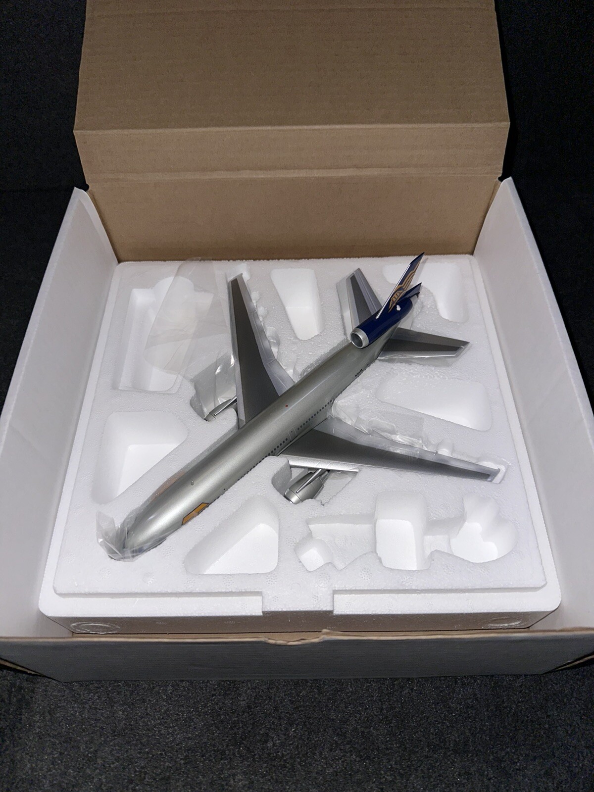 Inflight 200 IF103015 McDonnell Douglas DC-10-30 ATA Freedom Limited Edition 243