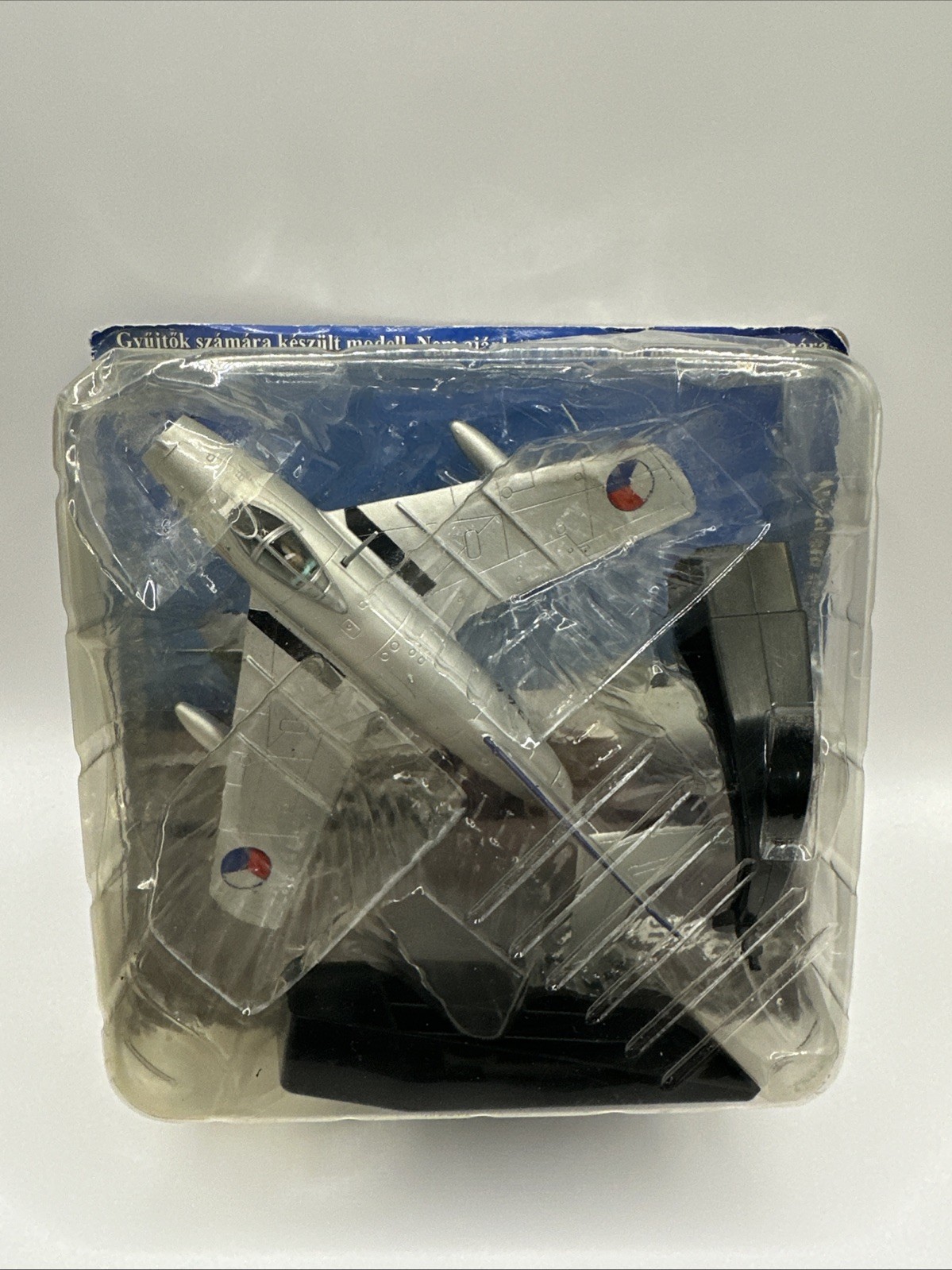 1/72 Model Airplane Amer Com AM1105WL Mikoyan Gurevich MiG-15bis Fagot-1954