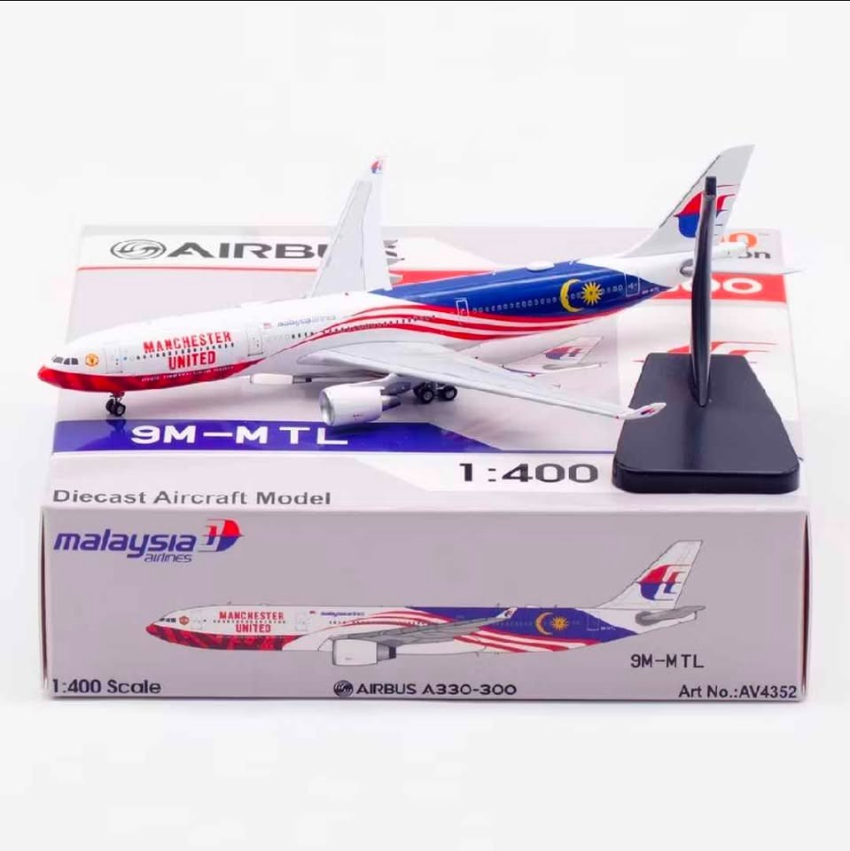 Malaysia Airlines / Airbus A330-300 / 9M-MTL / AV4352 / 1:400