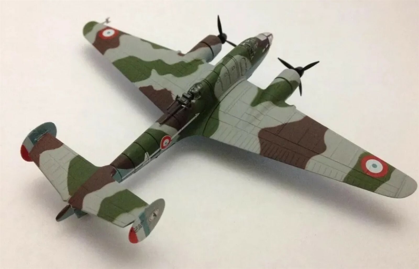 Altaya 1:144 Liore et Olivier LeO 451 1st Escadrille, GB I/11 Algeria 1941 AB11