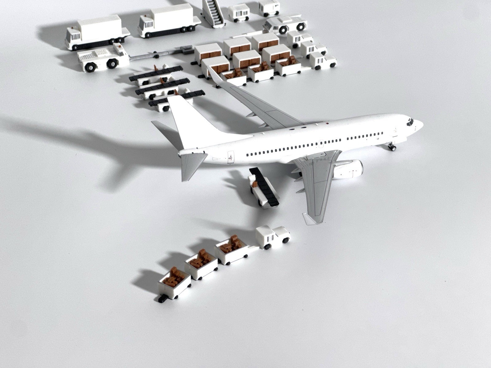 1:200 SCALE GENERIC GSE (ground support equipment) for Airplanes