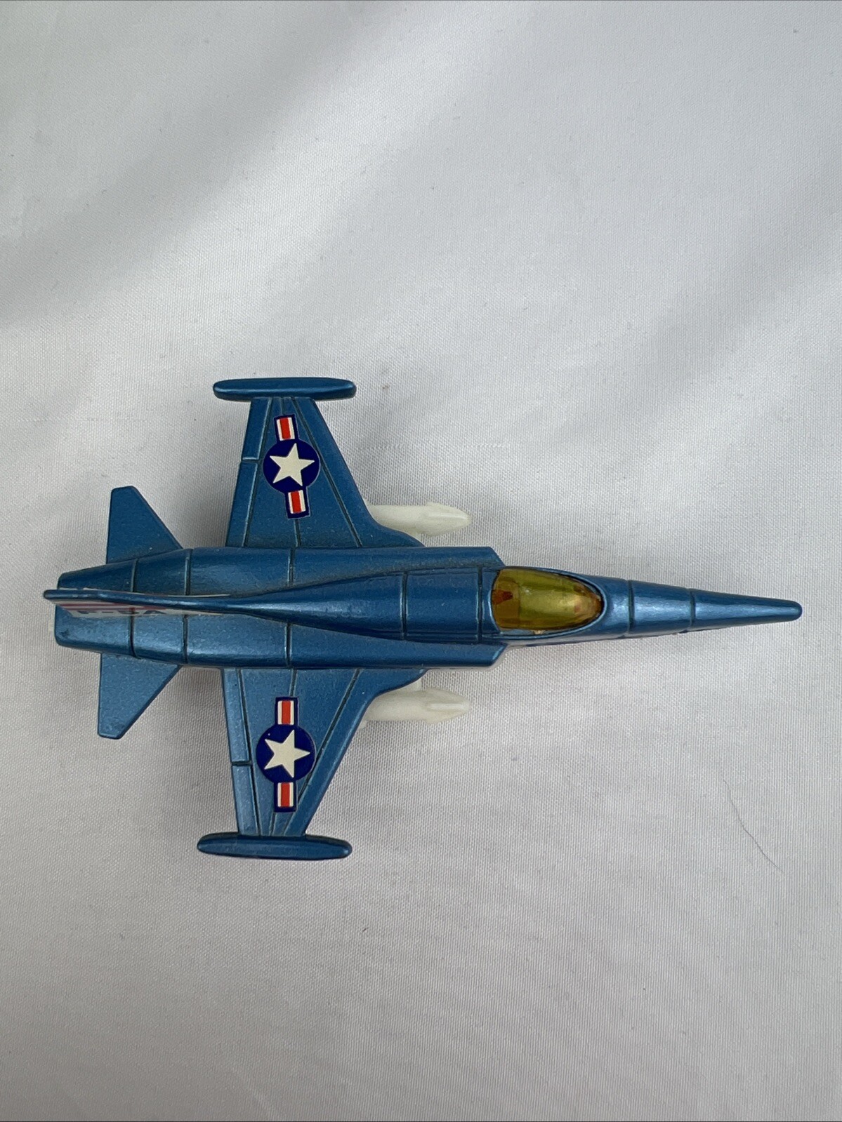 Vintage Die-Cast Jet Airplane Pull Back F-5A Freedom Made In Macau 4″ USA Milita