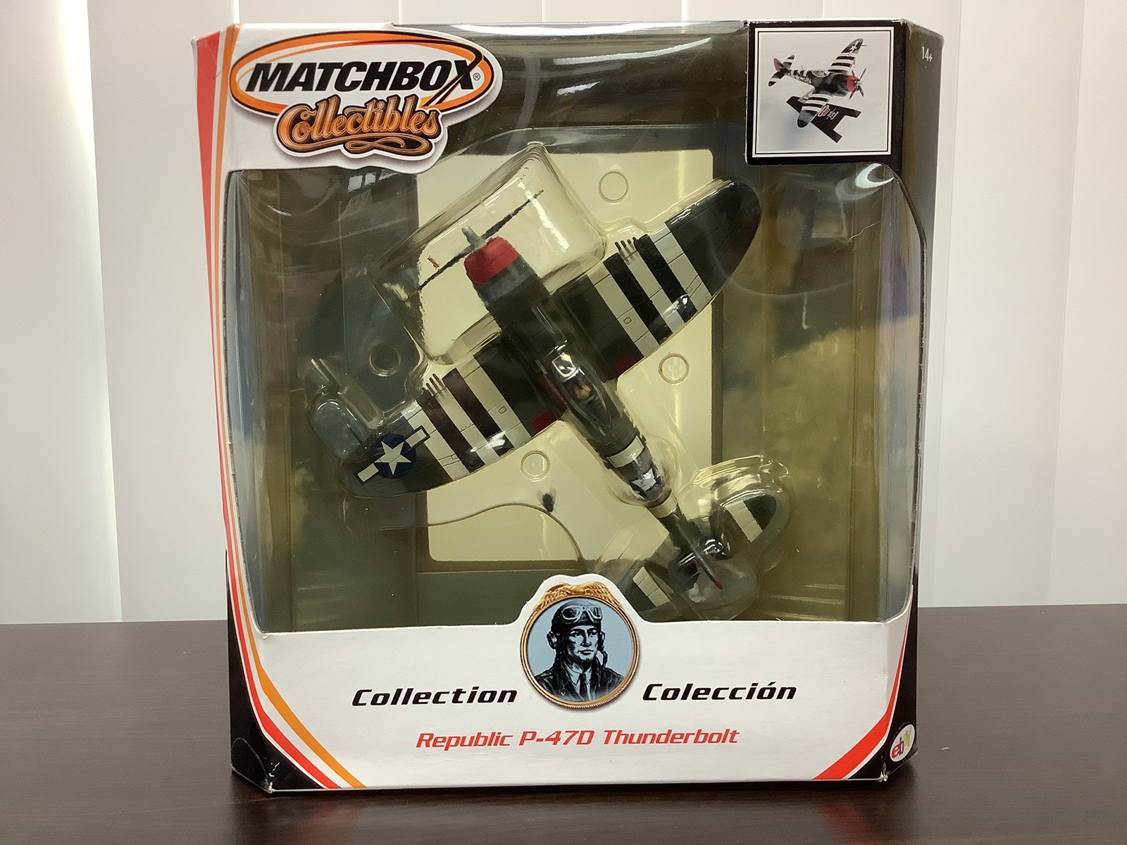 Matchbox Collectibles REPUBLIC P-470 THUNDERBOLT NIP Stand included READ