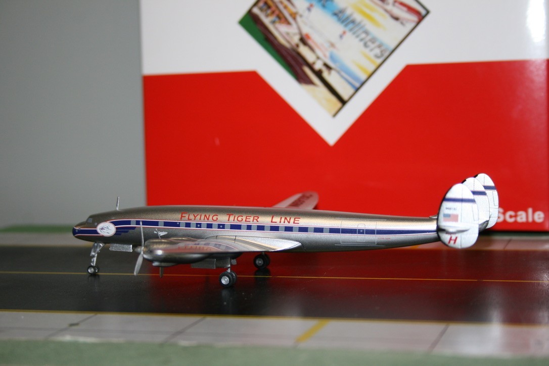 Western Models/Aeroclassics 1:200 Flying Tiger Line L-1049 N6915 (WM211294A)
