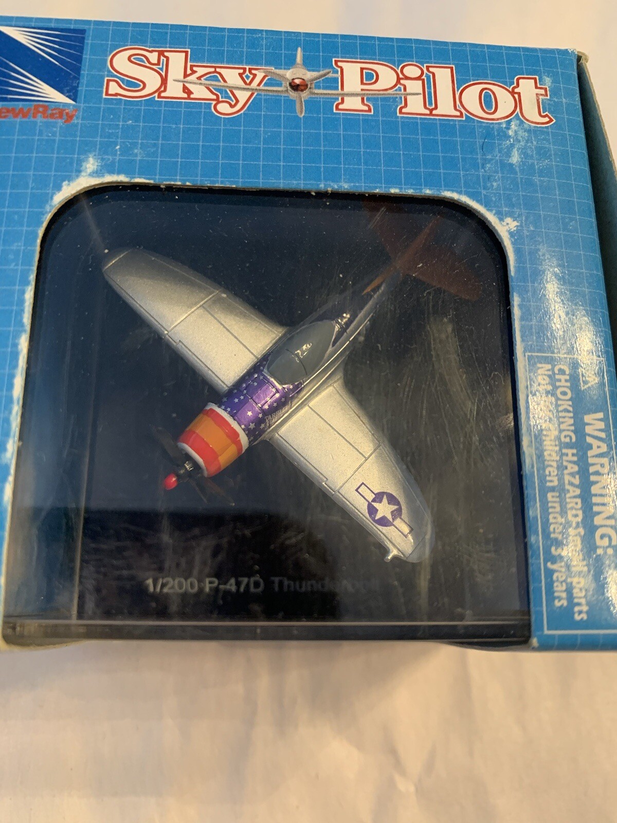 New Ray Sky Pilot 1/200 P-47D Thunderbolt Airplane from 2005