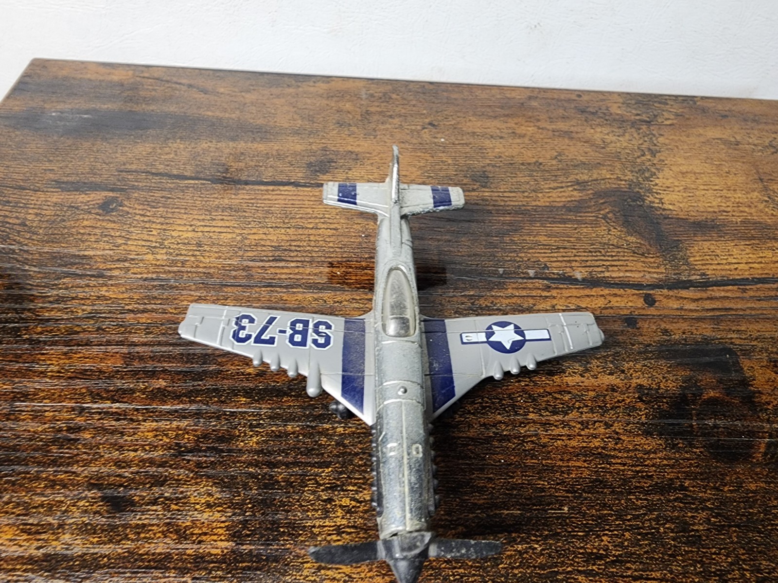 Matchbox 2007 Sky Busters STUNT PLANE SB-73 Die-cast Propeller Aircraft Silver
