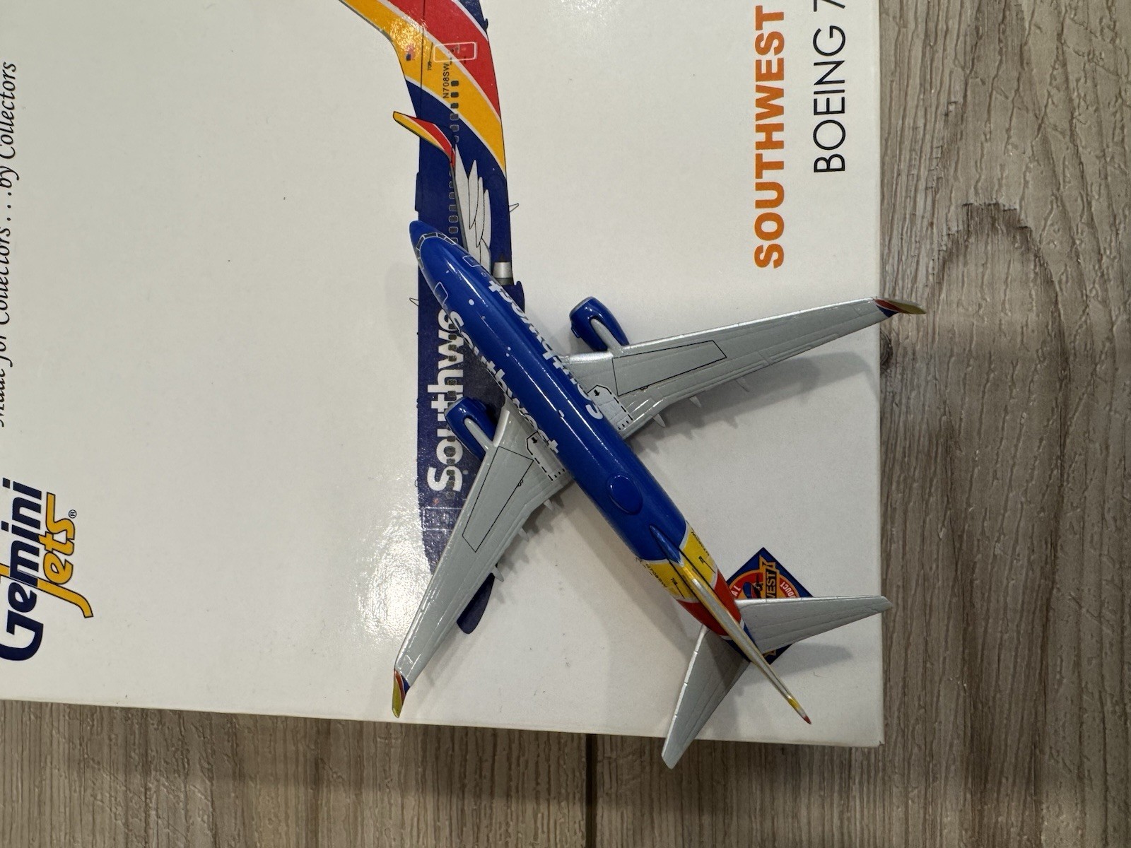 1/400 Gemini Jet Southwest 737-700 GJSWA1461 N708SW