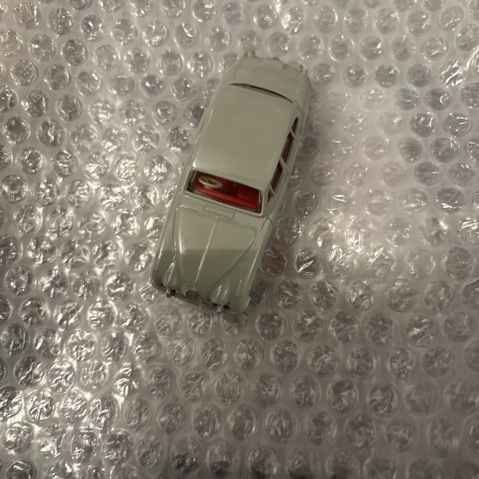 DINKY 3.4 JAGUAR (repaint)very good (GRAY).