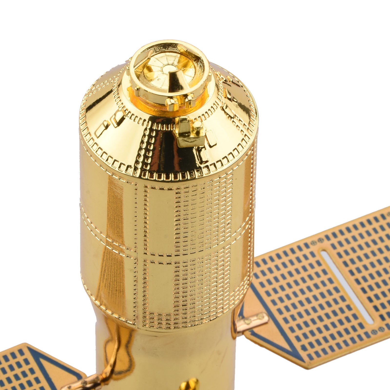 1/80 Tiangong No.2 Spacecraft Satellite Model For Collectors and Enthusiasts