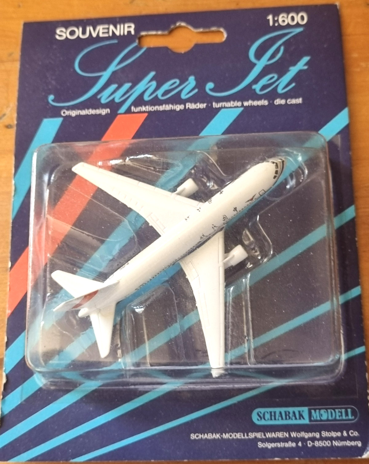 CAAC .Boeing B767-200 .Schabak 1:600 # 907/77 , New Blister Pack.