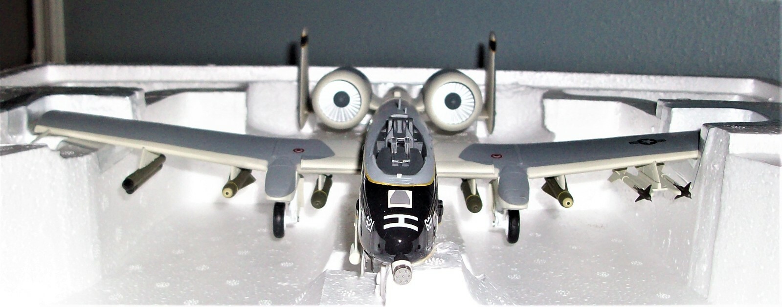 EXTREMELY RARE (MIB) Armour Collection-USAF A-10 “Black Lighting” Diecast 1:48