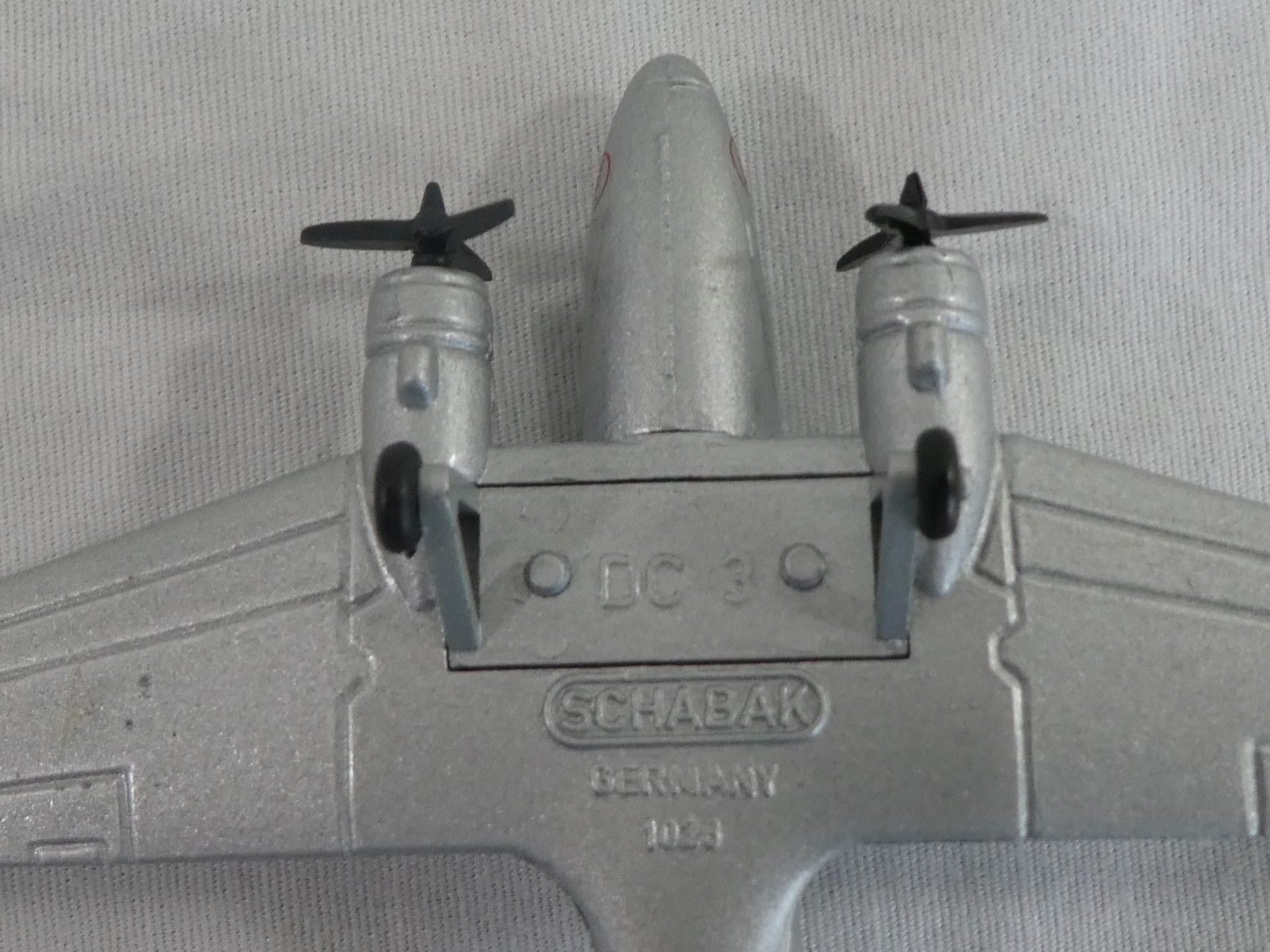 Schabak Germany Douglas DC-3 TWA The Lindbergh Line Sky-Club Diecast Aircraft A+