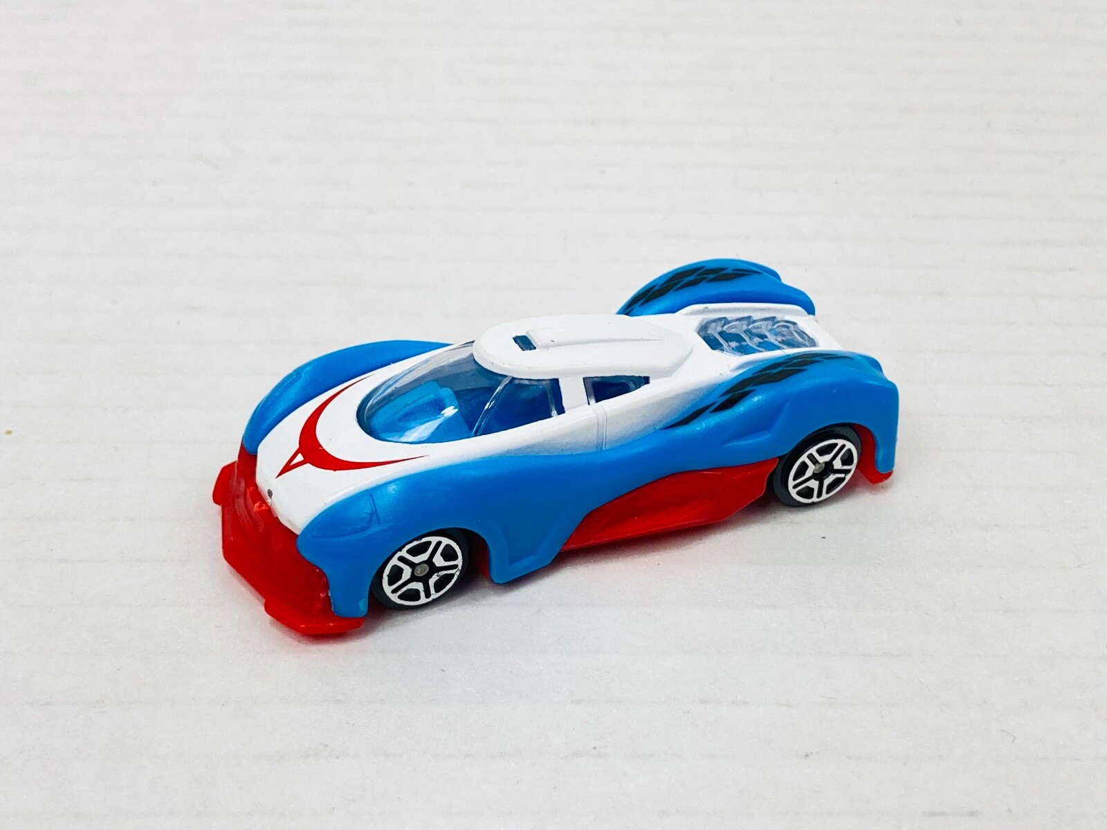 Greenbrier International 1:64 Diecast Car – Blue Red White Speed Racer Style