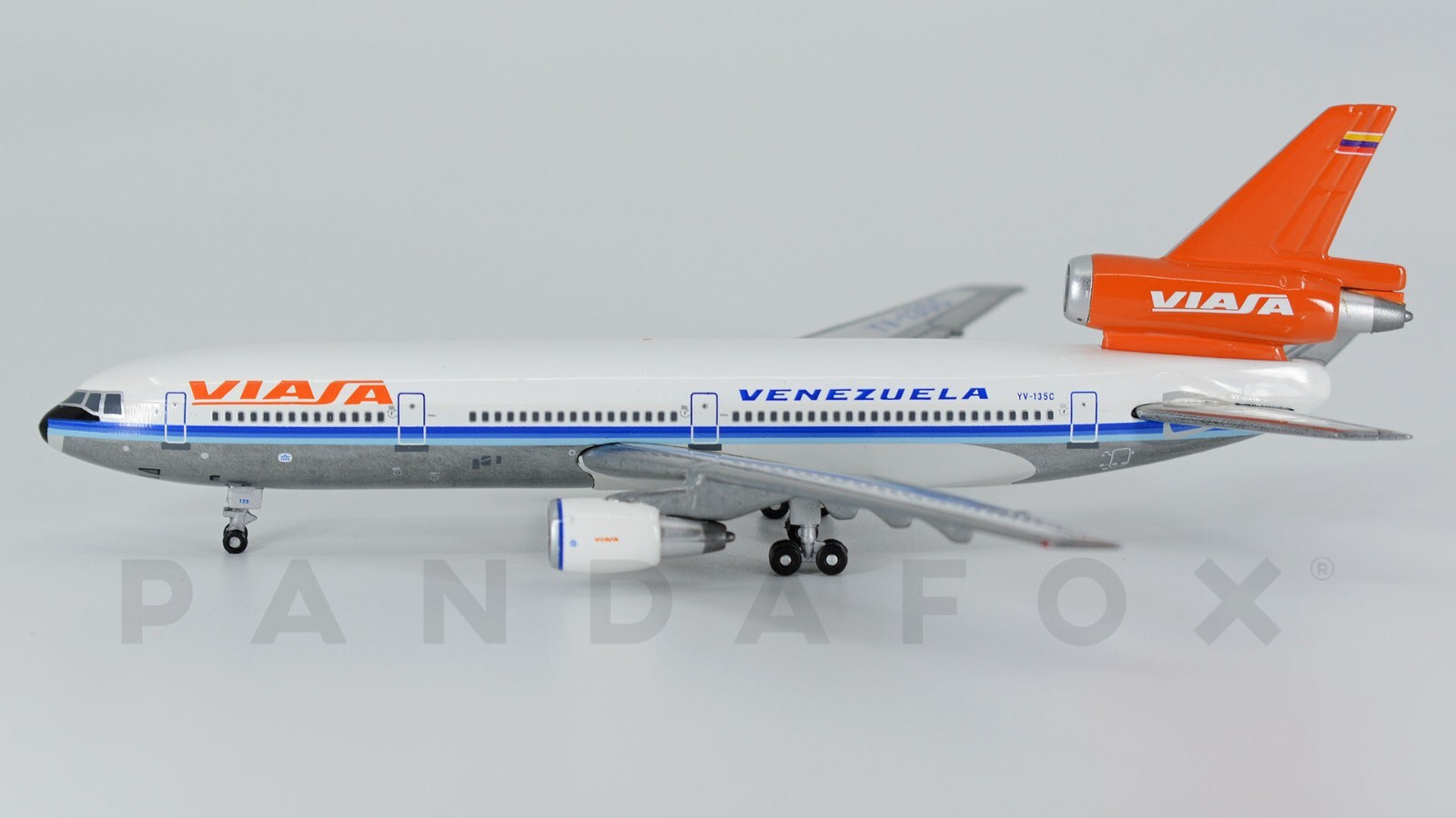 Viasa DC-10-30 YV-135C Aeroclassics Scale 1:400 RARE