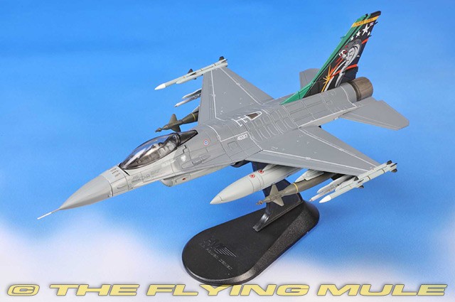 Hobby Master 1:72 F-16A Fighting Falcon RTAF 403rd FS