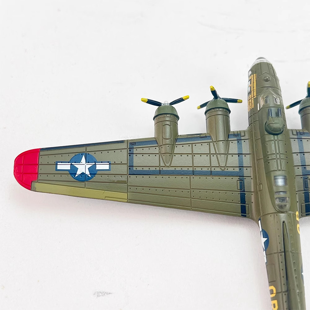 AF1 1/200 Us B-17g Flying Fortress Bomber 91st Bg,323rd Bs Diecast Model