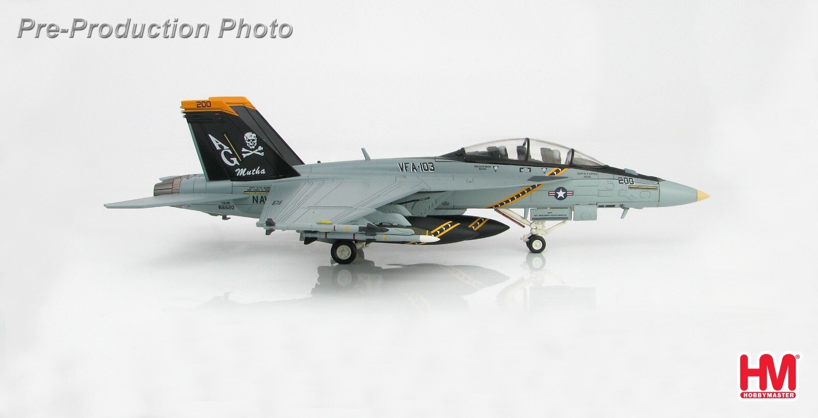 Hobby Master 1/72 HA5108 F/A-18 F USN VFA-103 Jolly Rogers, AG200, NAS Fallon