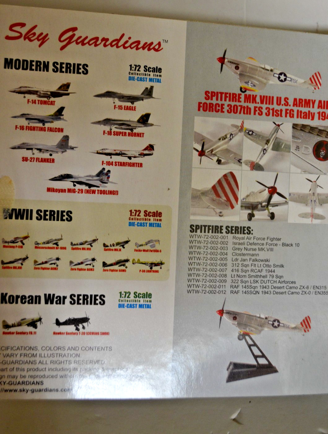 Sky Guardians WTW-72-002-013 Spitfire Mk VIII U.S. Army Air Force 307 Italy 1:72