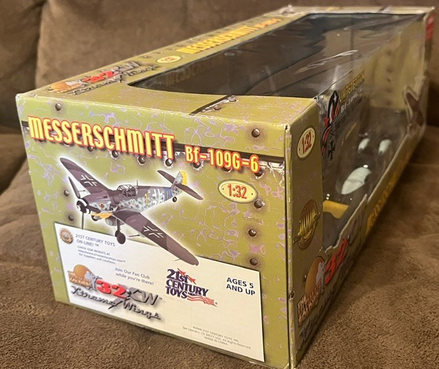 The ultimate soldier WW2 MESSERSCHMITT BF-109G-6 Limited edition S2