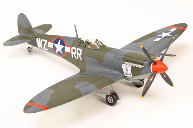AA29104 Corgi Spitfire Mk IX 1/72 Model Porky II USAAF 31st FG, 309th FS
