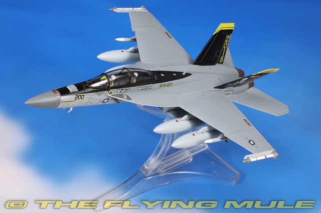 Forces of Valor 1:72 F/A-18F Super Hornet USN VFA-103 Jolly Rogers AG200