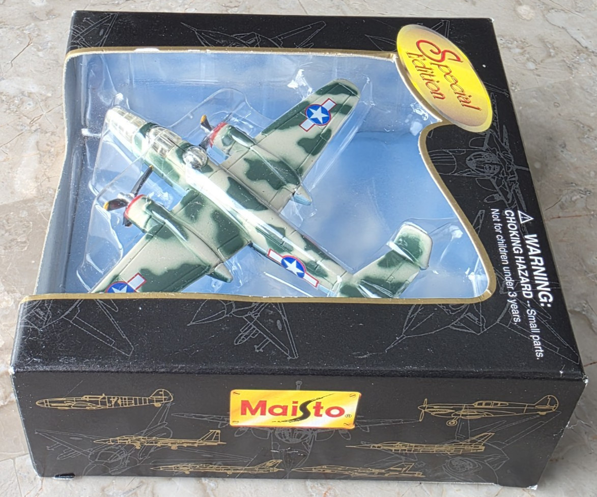 New Maisto Special Edition Air Force North American B-25 Mitchell WWII Bomber