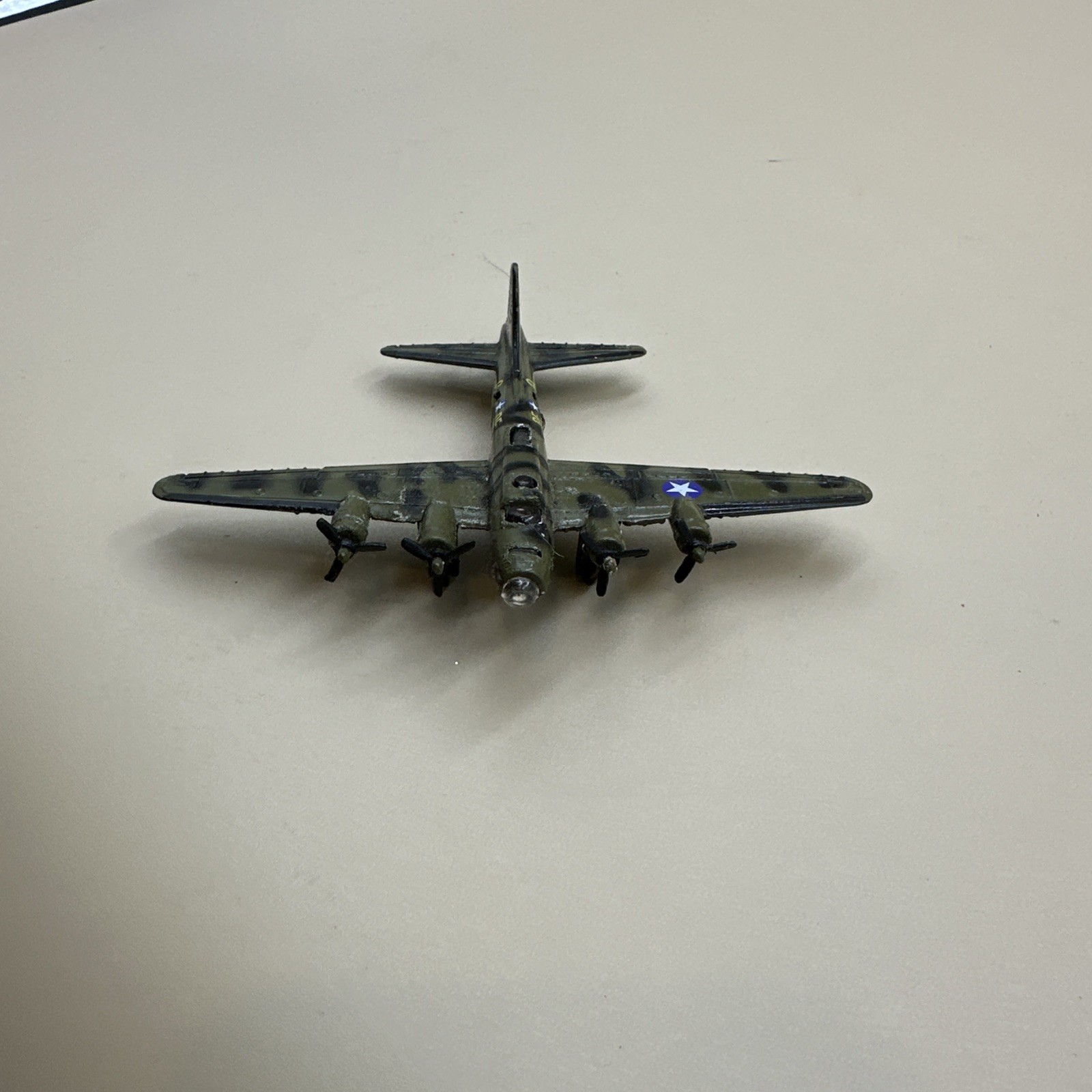 #N16- B-17 Memphis Belle Military Airplane Green Camo