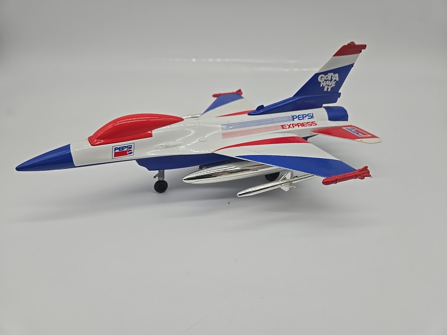 1994 LIBERTY CLASSICS PROMO “PEPSI EXPRESS” JET FALCON FIGHTER RED WHITE & BLUE!