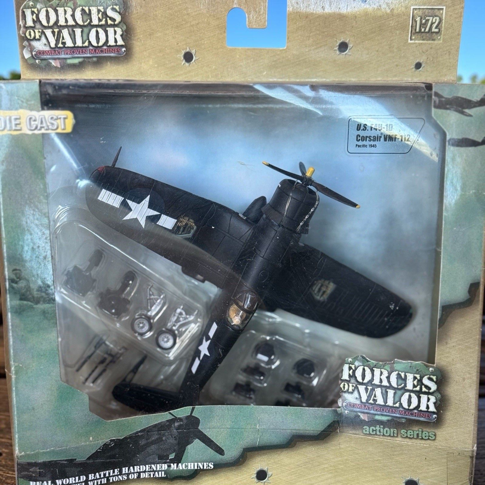 1:72 Forces Of Valor U.S. F4U-1D Corsair VMF-112 Pacific 1945 1/72 Diecast