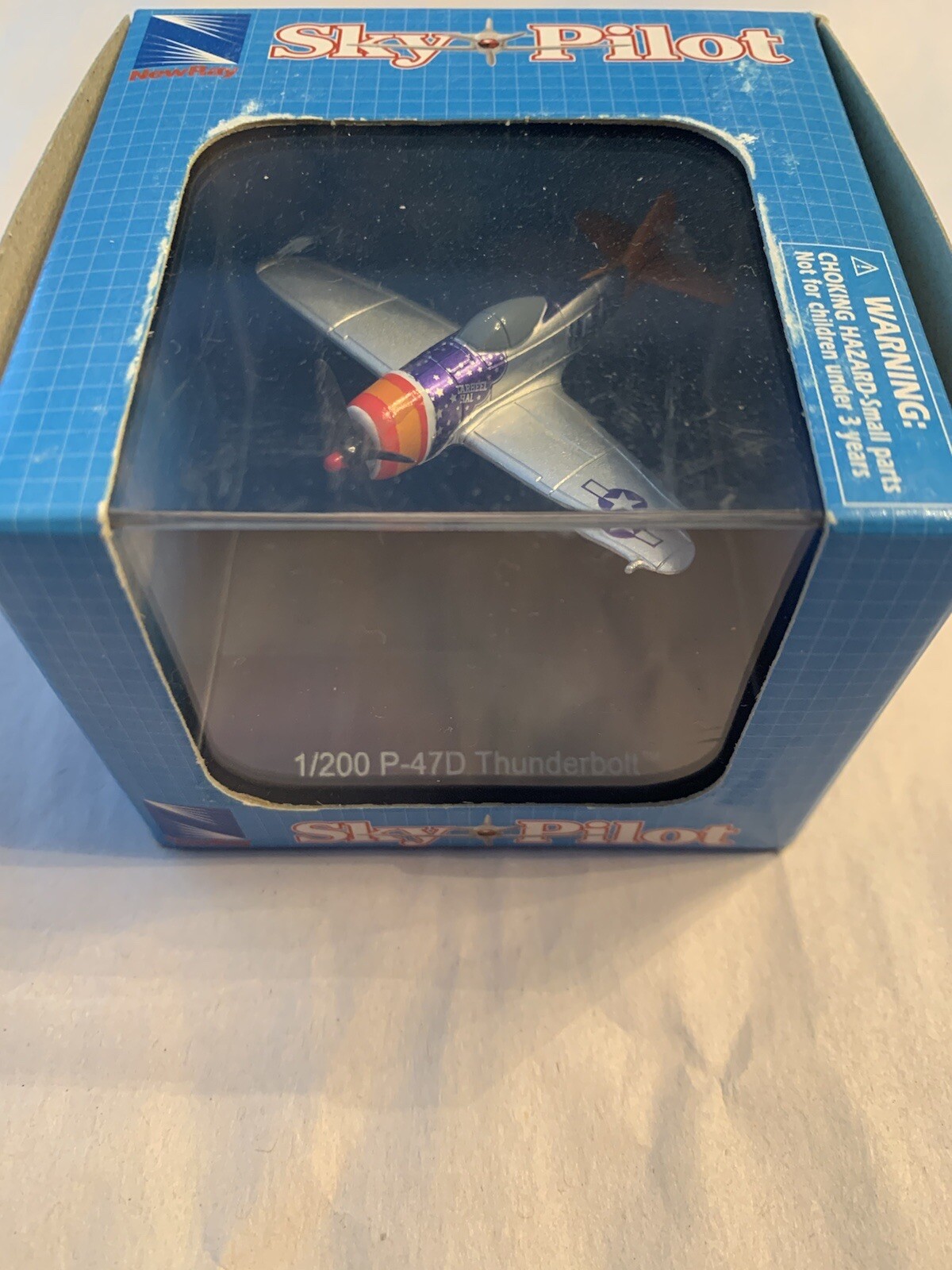 New Ray Sky Pilot 1/200 P-47D Thunderbolt Airplane from 2005