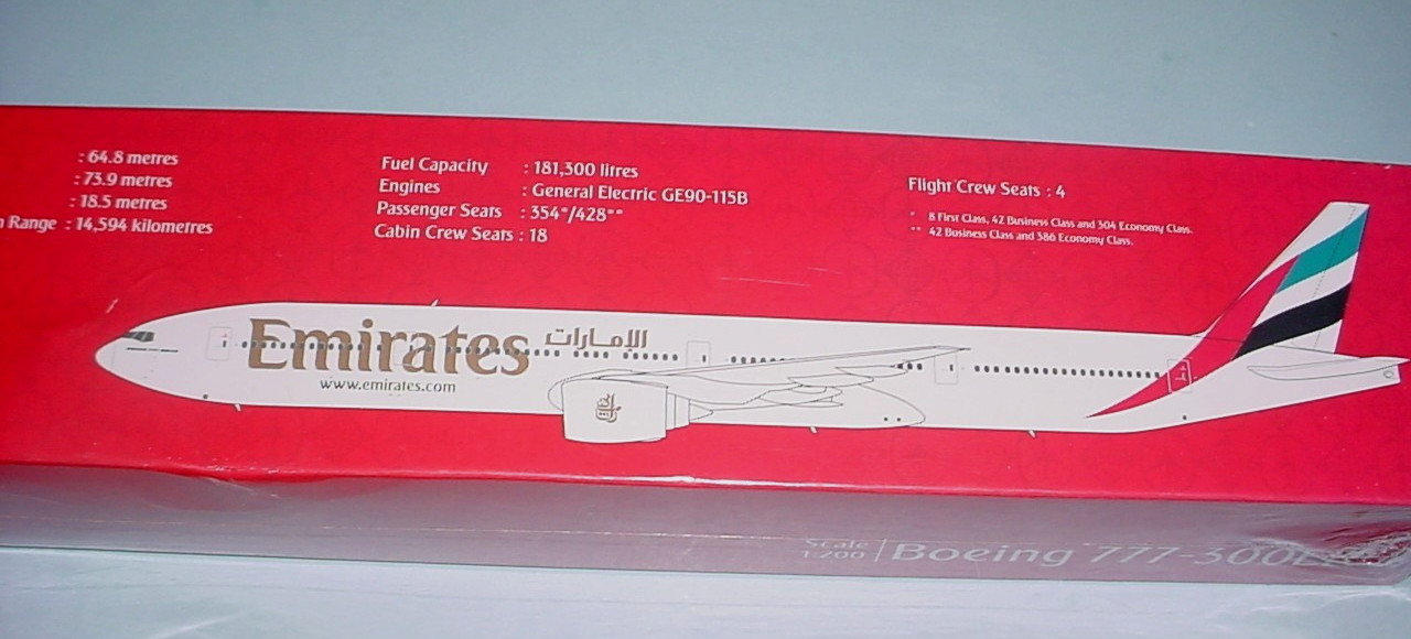 1:200 Emirates Boeing 777-300ER DUBAI TO SEATTLE 2012 Inaugural Flight SEALED
