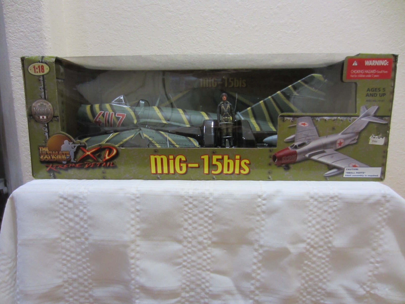 Ultimate Soldier 1/18 MIG-15bis Airplane(aircraft)+Pilot Action Figure MISB