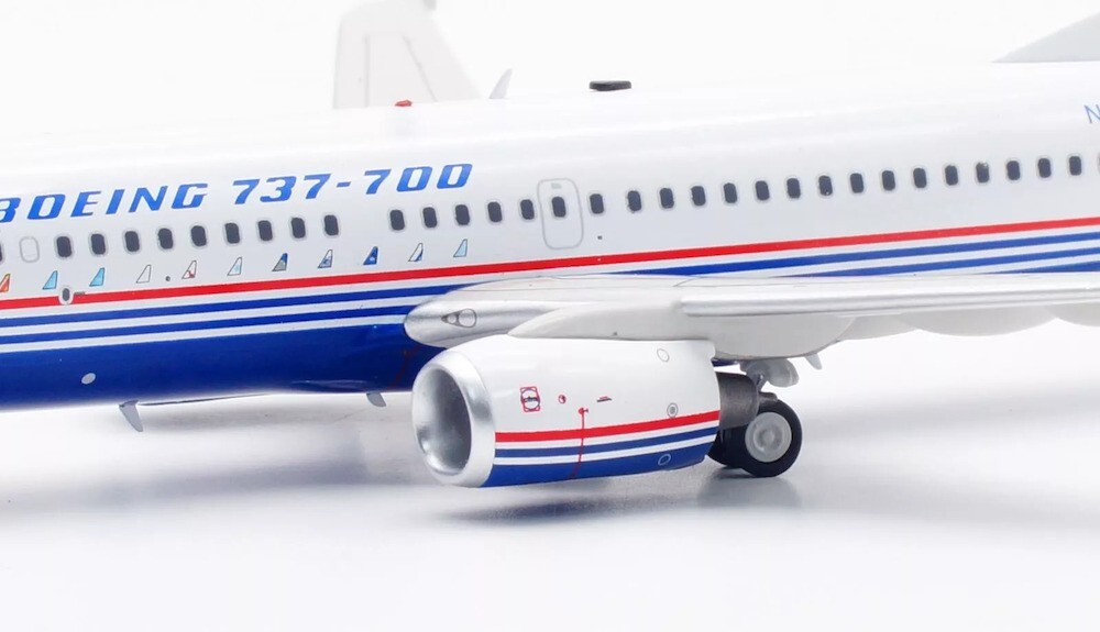 Boeing (House Colors) / Boeing 737-700 / N737X / IF737737X / 1:200