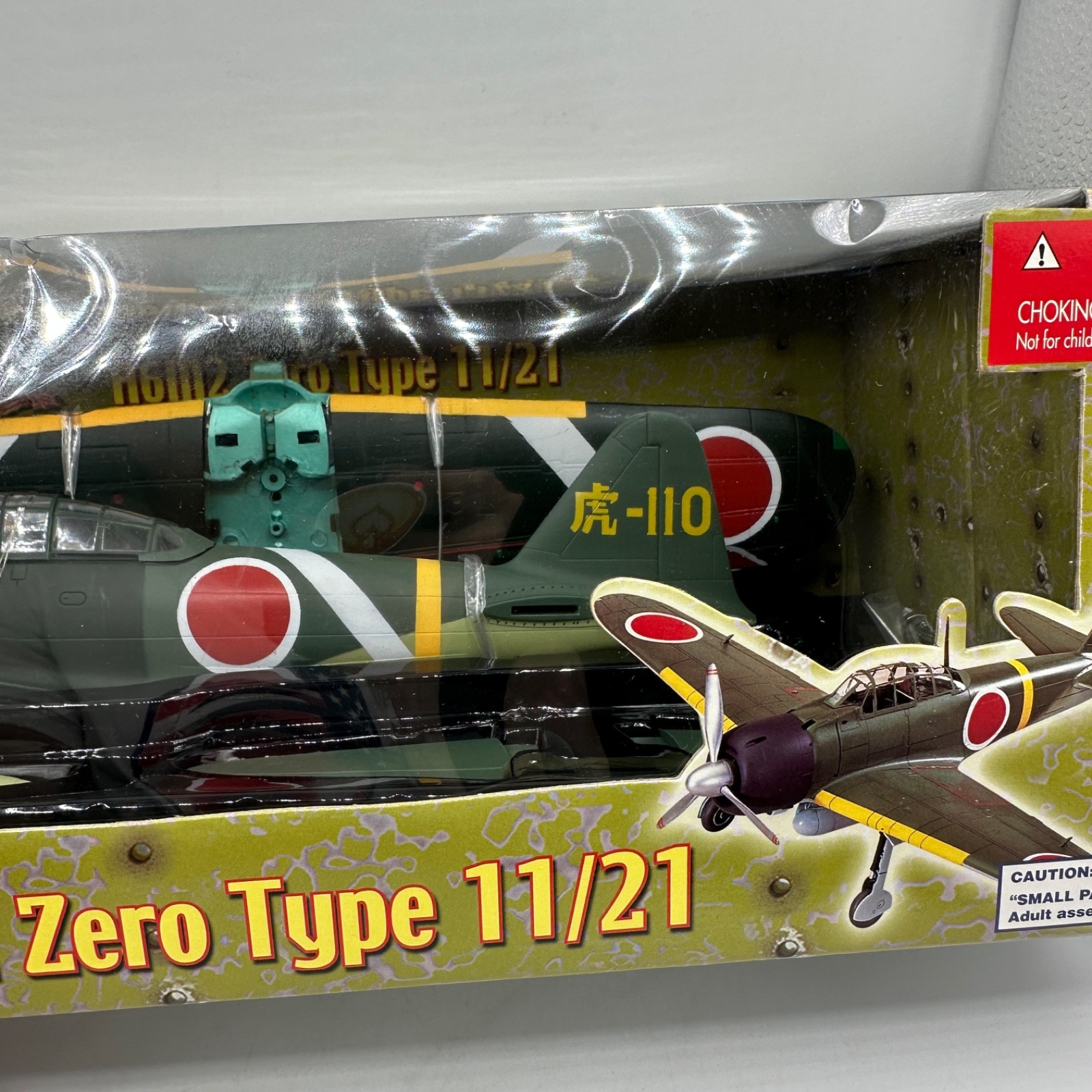 21st Century / Ultimate Soldier 1:32 Airplane A6M2 Zero Type 11/21 Flight Leader