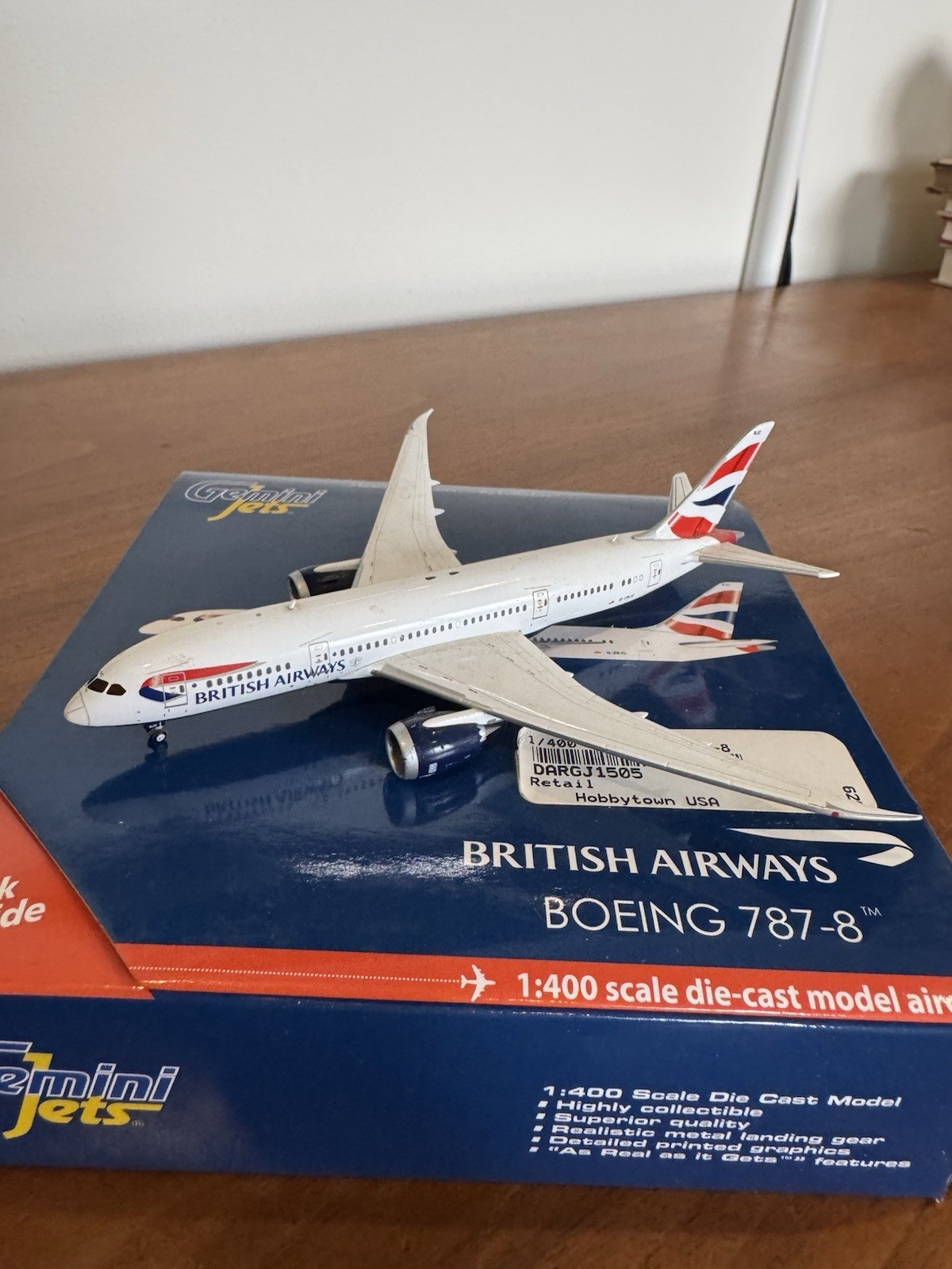 GeminiJets 1:400 British Airways Boeing 787-8 Dreamliner G-ZBJC GJBAW1505 Model