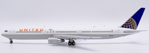 1/400 UNITED AIRLINES BOEING 767-400ER DENVER BRONCOS N76064 LH4367